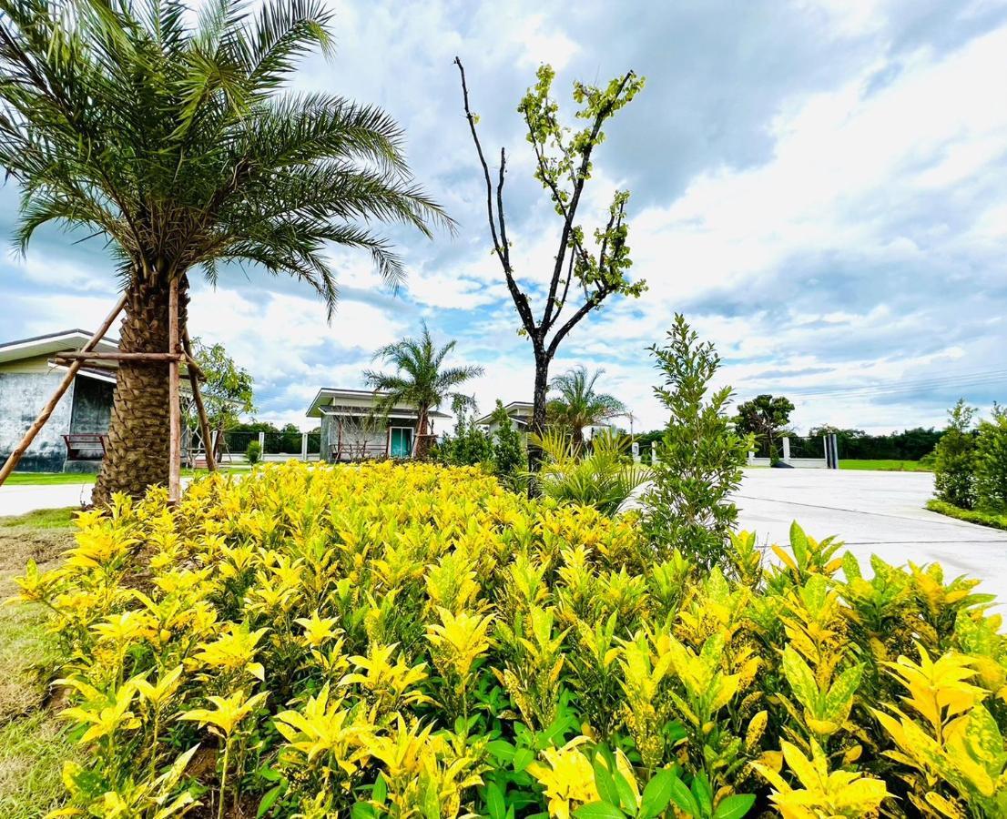 Farm View Resort @Uthai Thani ฟาร์มวิว รีสอร์ท อุทัยธานี Nong Khayang Εξωτερικό φωτογραφία